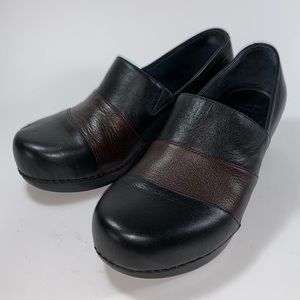 Dansko Tenley Black/Brown Leather Clogs EU/38